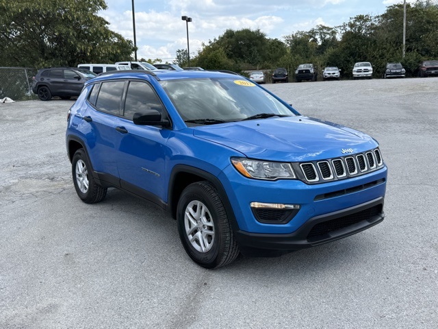 2017 Jeep Compass Sport photo 2