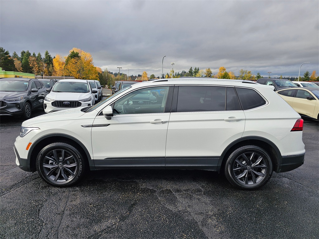 2022 Volkswagen Tiguan SE photo 4
