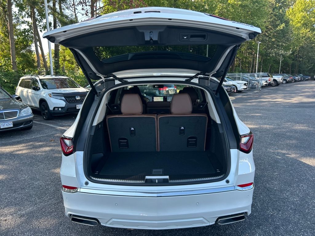 2026 Acura MDX SH-AWD Advance photo 22