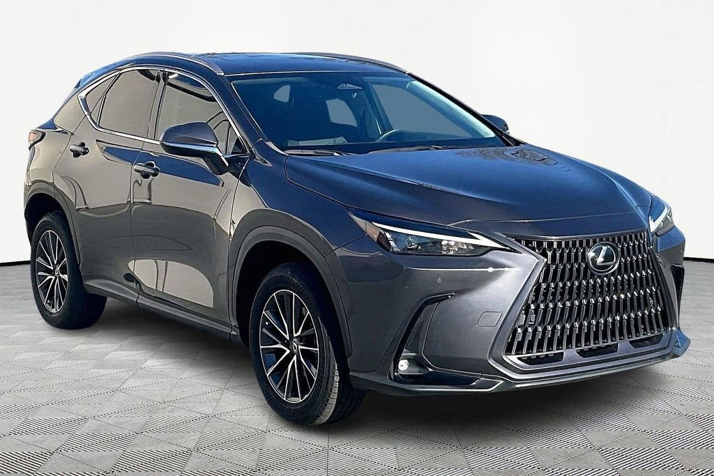 2022 Lexus NX 250's photo