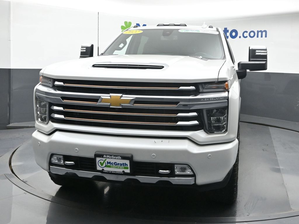 2022 Chevrolet Silverado 3500HD High Country photo 2