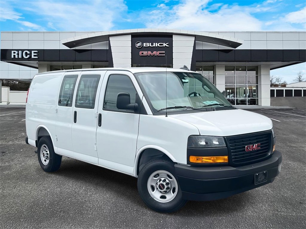 2025 GMC Savana Cargo Work Van's photo