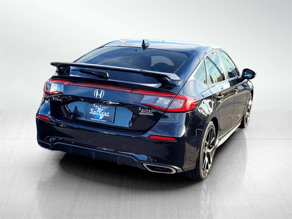 2022 Honda Civic Sport Touring photo 4