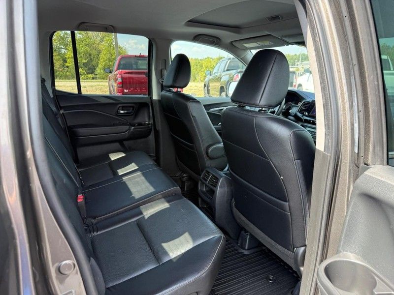 2022 Honda Ridgeline RTL photo 9