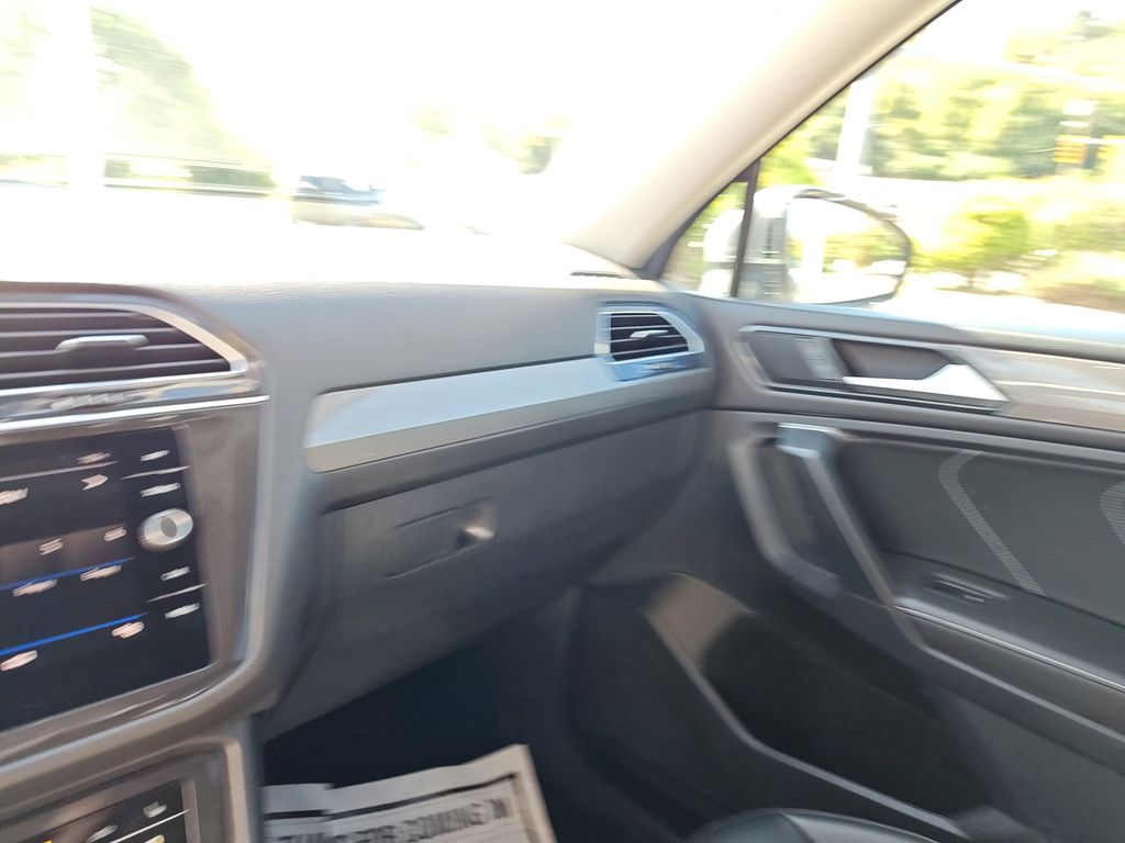 2024 Volkswagen Tiguan SE Wolfsburg Edition photo 22