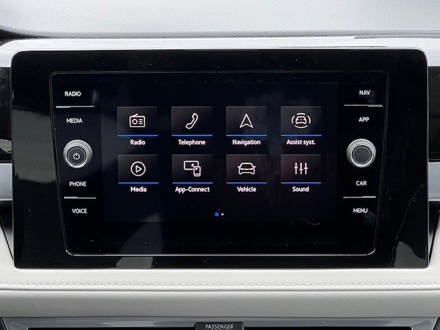 2025 Volkswagen Taos SEL photo 20