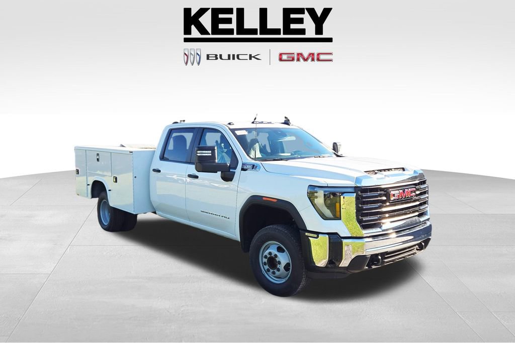 2025 GMC Sierra 3500 Chassis Cab Pro's photo