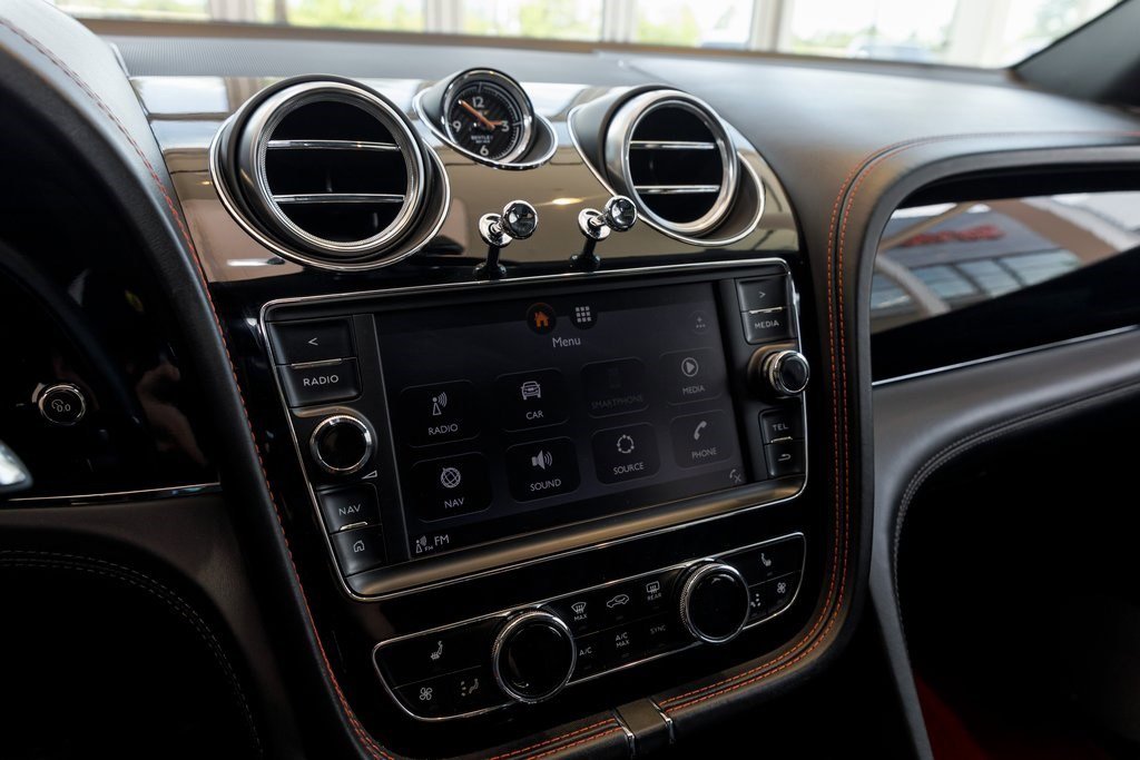 2019 Bentley Bentayga Mulliner photo 26