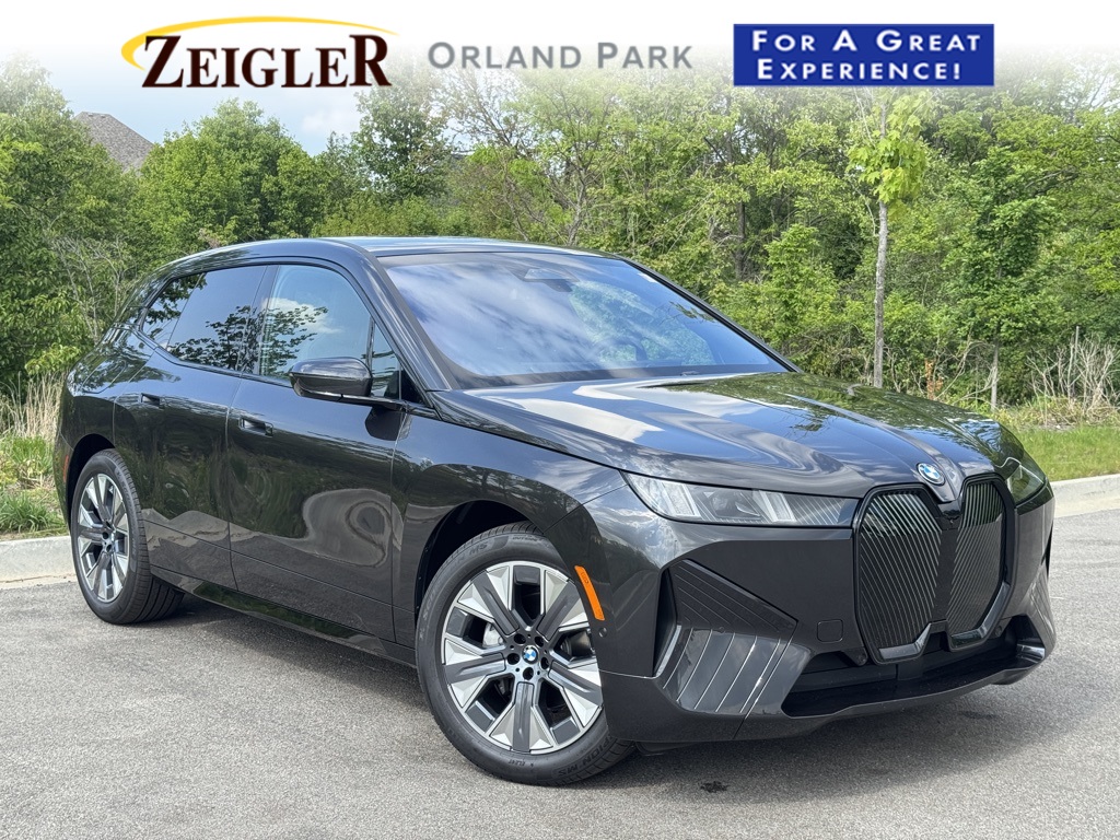 2026 BMW iX 45's photo