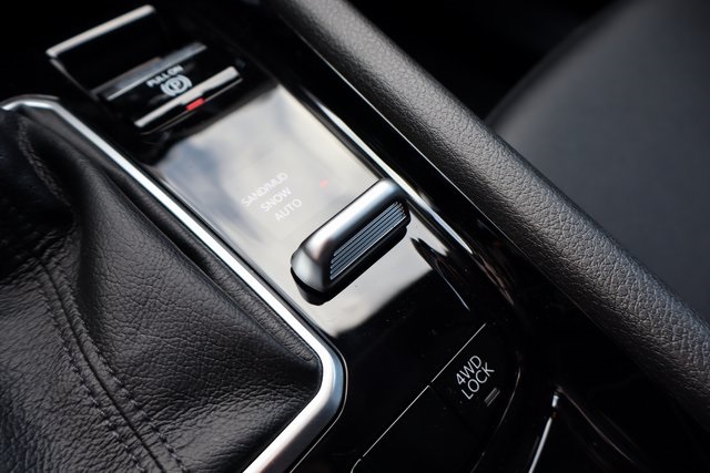 2025 Jeep Compass Altitude photo 21