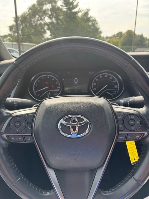 2021 Toyota Camry SE photo 13
