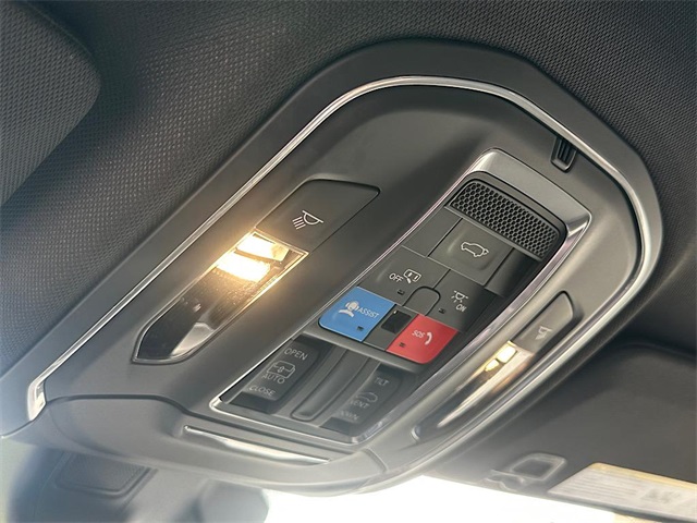 2025 Jeep Grand Cherokee Laredo X photo 21