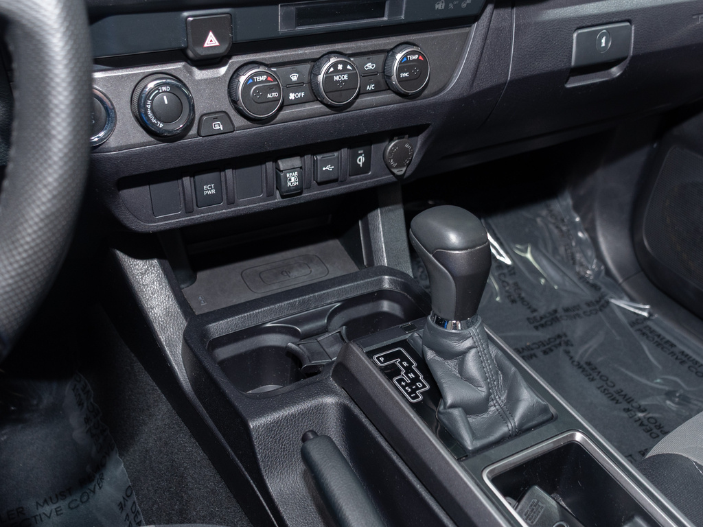 2021 Toyota Tacoma TRD Off-Road photo 11