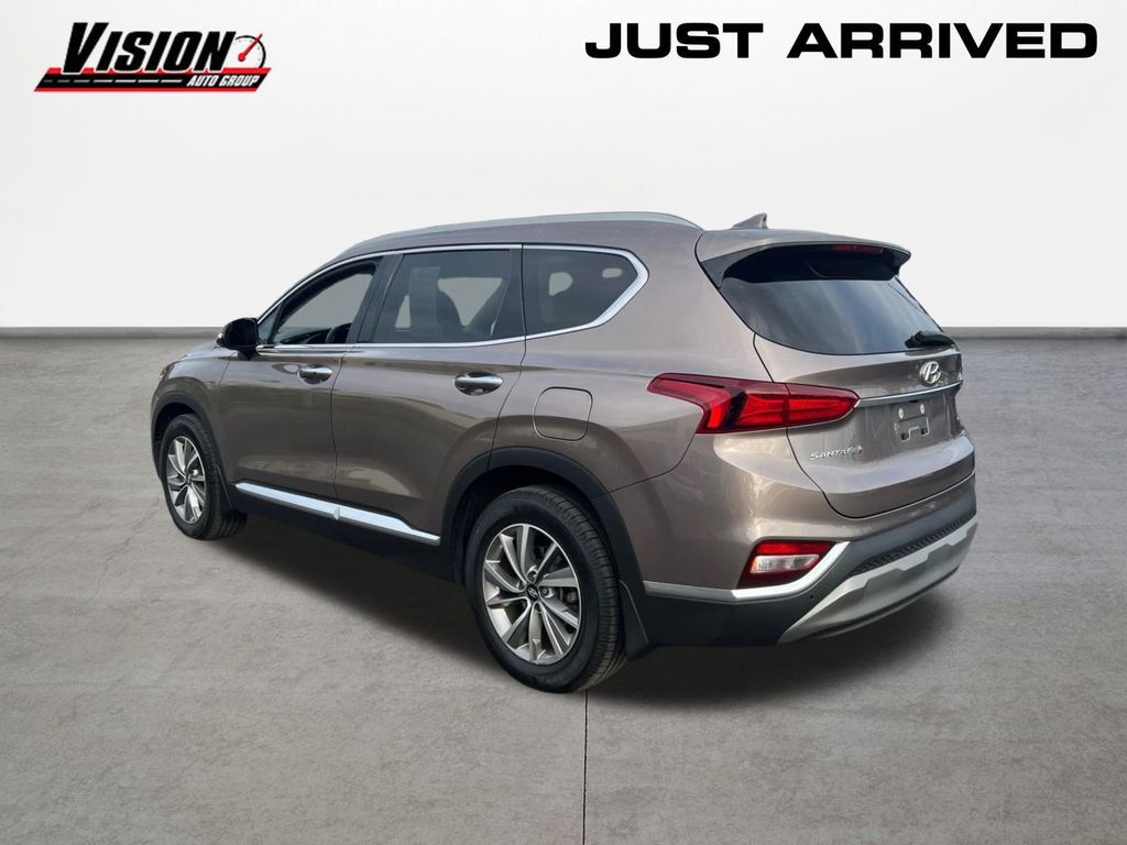2020 Hyundai Santa Fe SEL photo 6