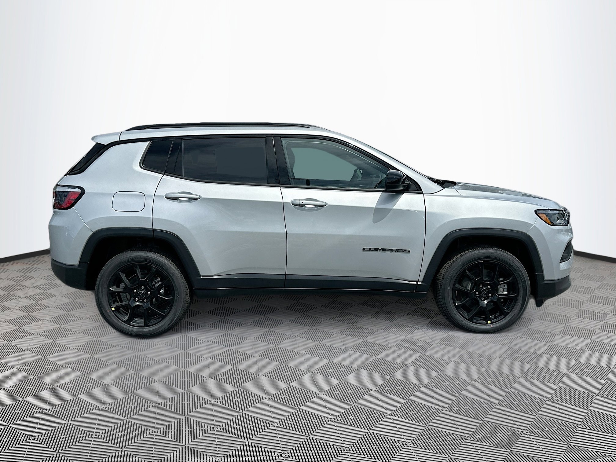 2026 Jeep Compass Latitude Altitude photo 3