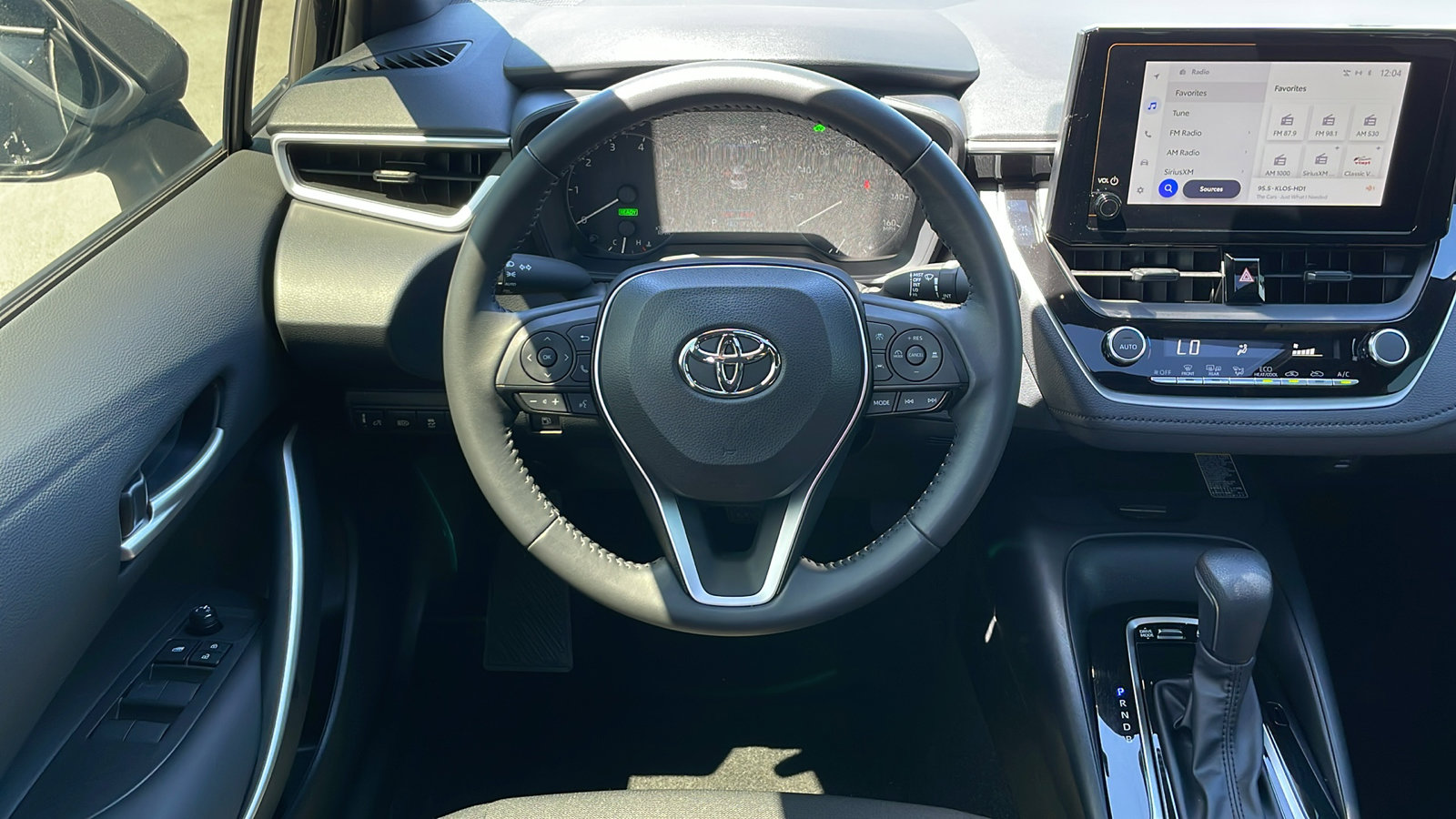 2024 Toyota Corolla Hybrid SE photo 11
