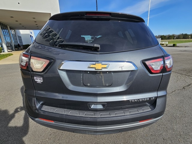 2014 Chevrolet Traverse LS photo 4