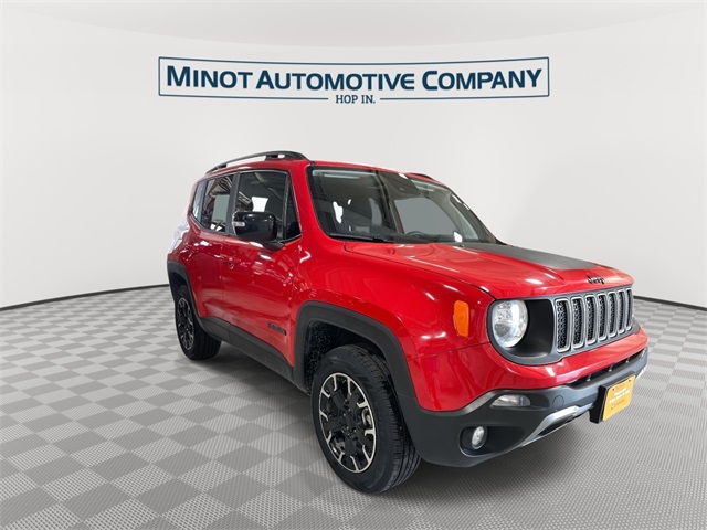 2023 Jeep Renegade Latitude Upland photo 2