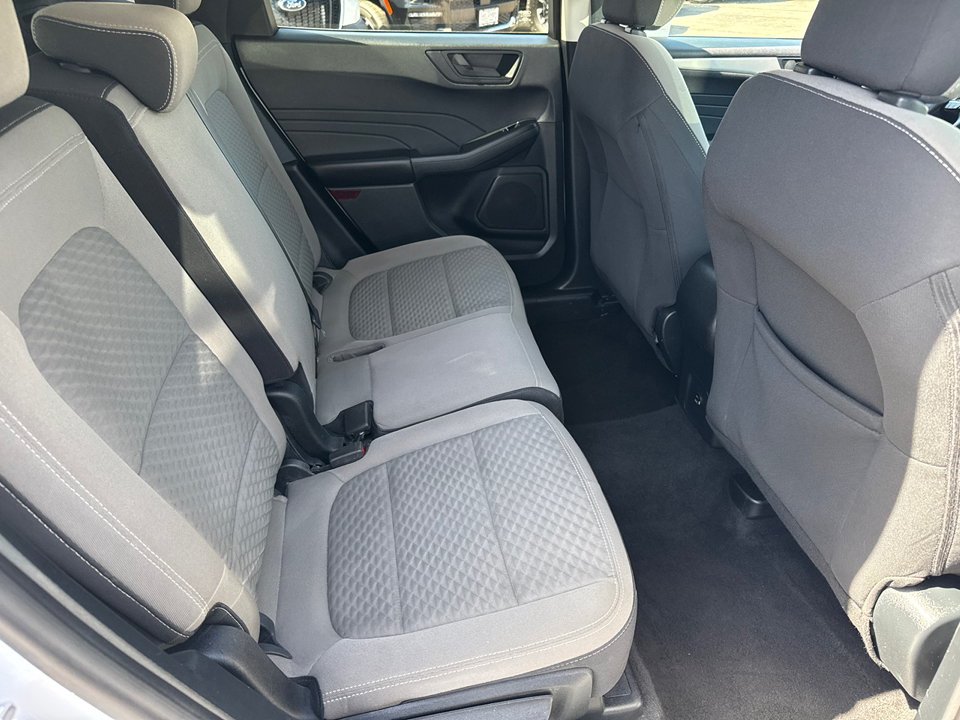 2022 Ford Escape SE photo 17