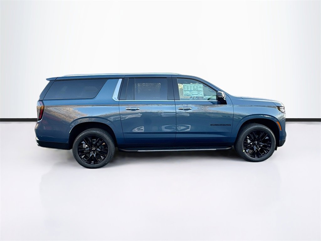 2026 Chevrolet Suburban Premier photo 3