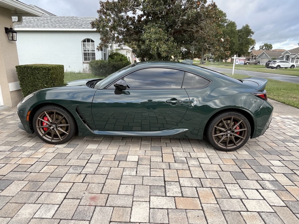 2025 Toyota GR86 Hakone Edition's photo