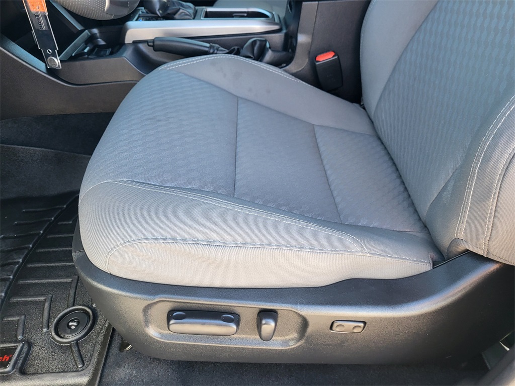 2021 Toyota Tacoma SR5 photo 16
