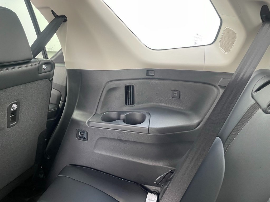 2025 Honda Pilot Touring photo 23