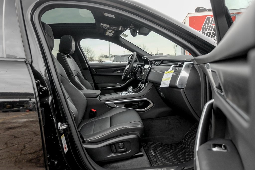 2026 Jaguar F-PACE P250 R-Dynamic S photo 19