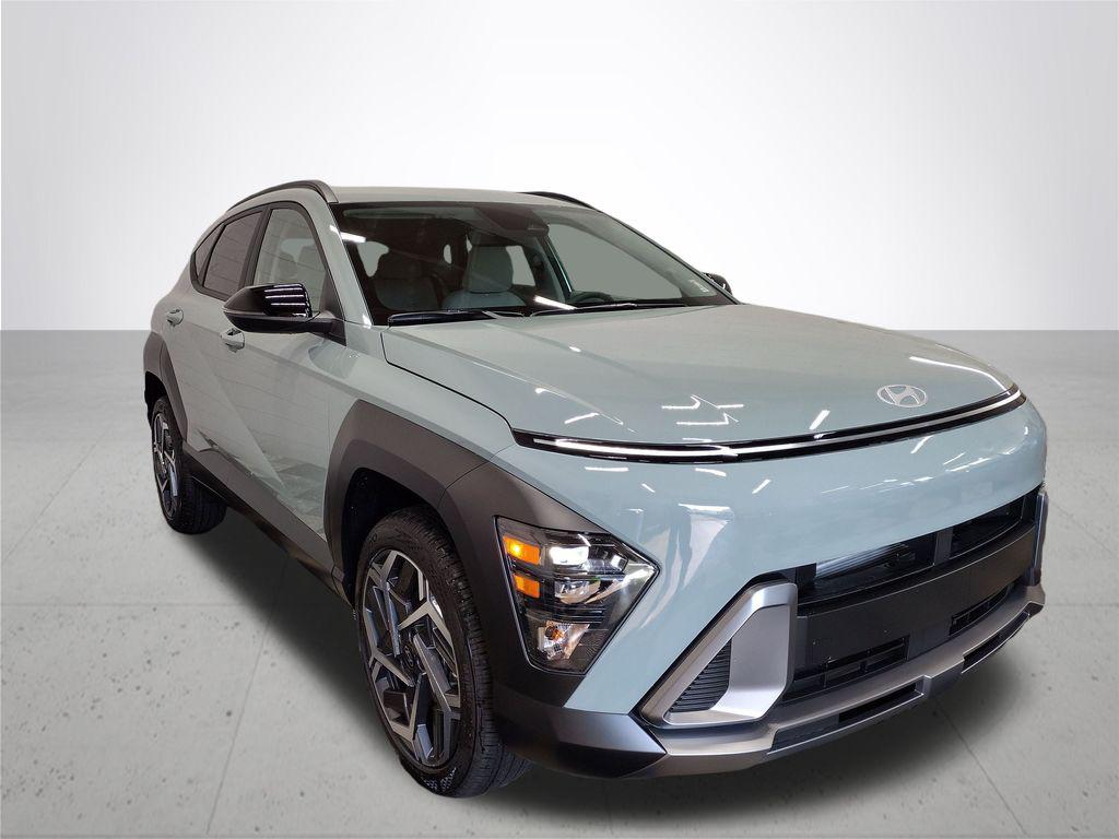 2026 Hyundai Kona SEL photo 4