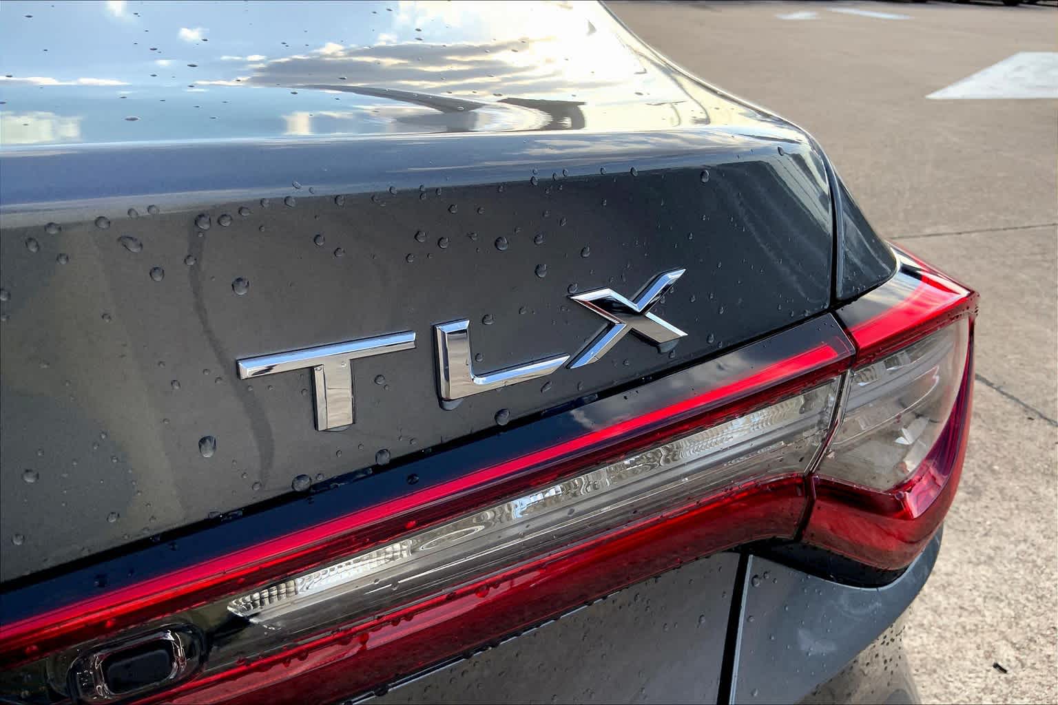 2025 Acura TLX Technology photo 15