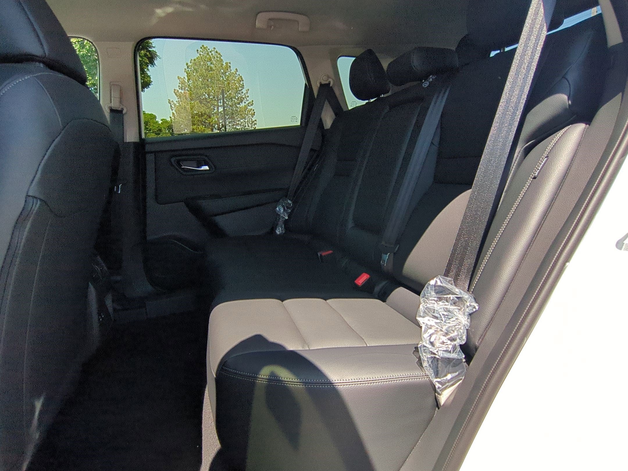 2025 Nissan Rogue SL photo 13