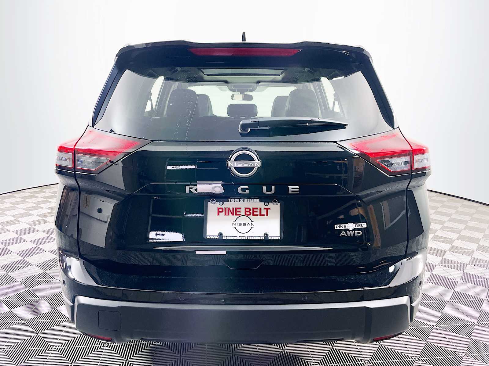 2026 Nissan Rogue SV photo 3