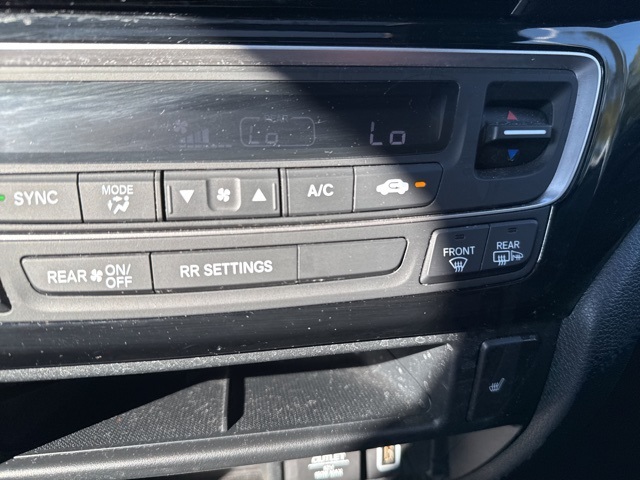 2023 Honda Ridgeline Black Edition photo 35