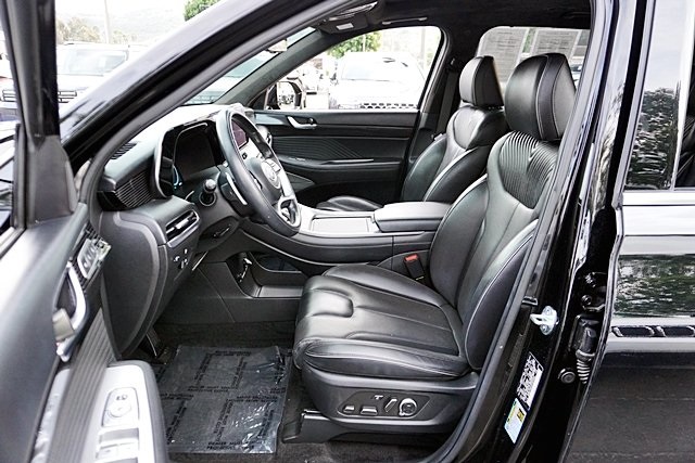 Used 2023 Black Hyundai Calligraphy image 15