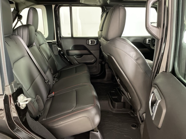 2025 Jeep Wrangler Rubicon photo 43