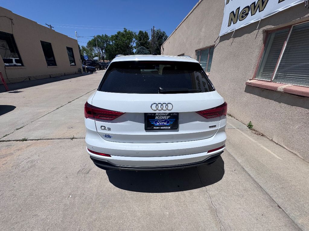 2024 Audi Q3 S line Premium photo 3