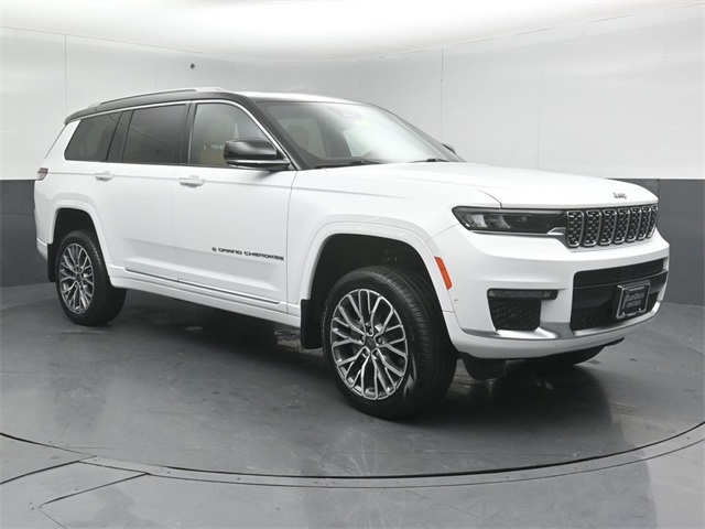 2021 Jeep Grand Cherokee L Summit Reserve's photo