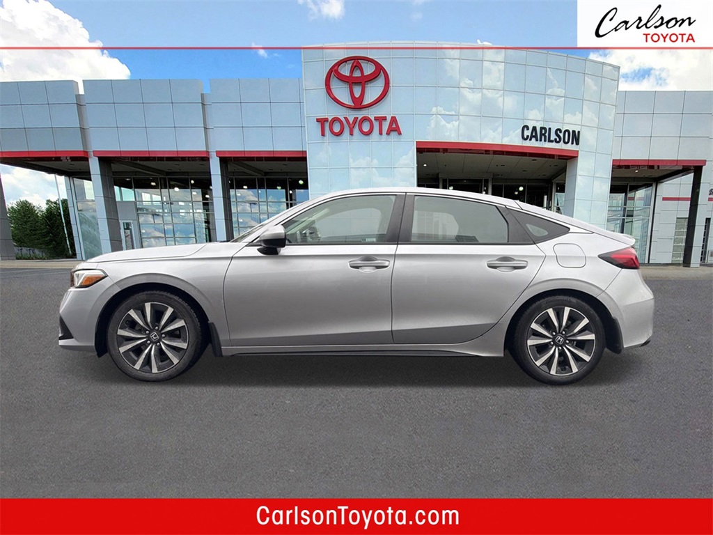 2022 Honda Civic Hatchback EX-L's photo