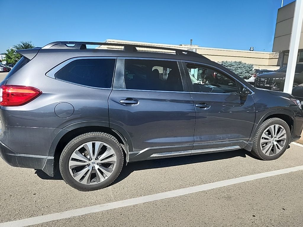 2021 Subaru Ascent Limited photo 4