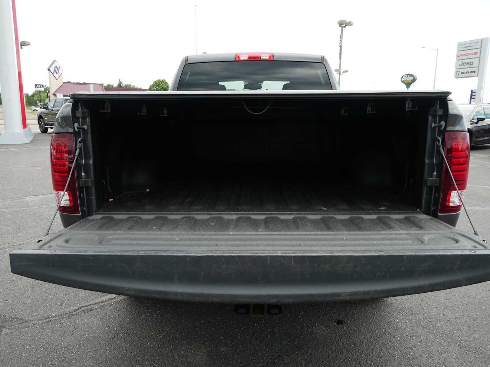 2022 Ram 1500 Classic Warlock photo 22