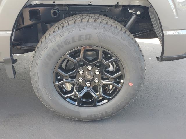 2025 Ford F-150 XLT photo 5