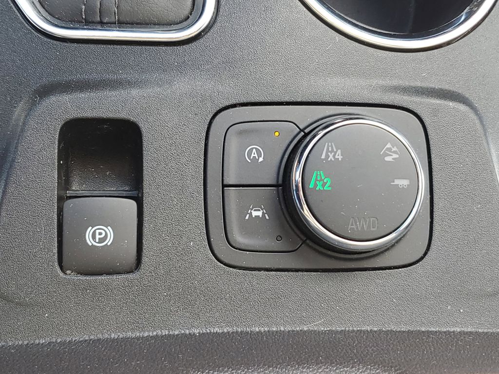 2023 Chevrolet Traverse Premier photo 26