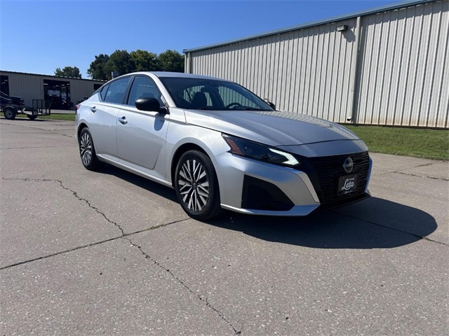 2024 Nissan Altima SV