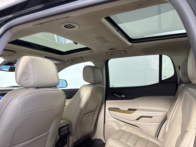 2017 Gmc Acadia Denali photo 13