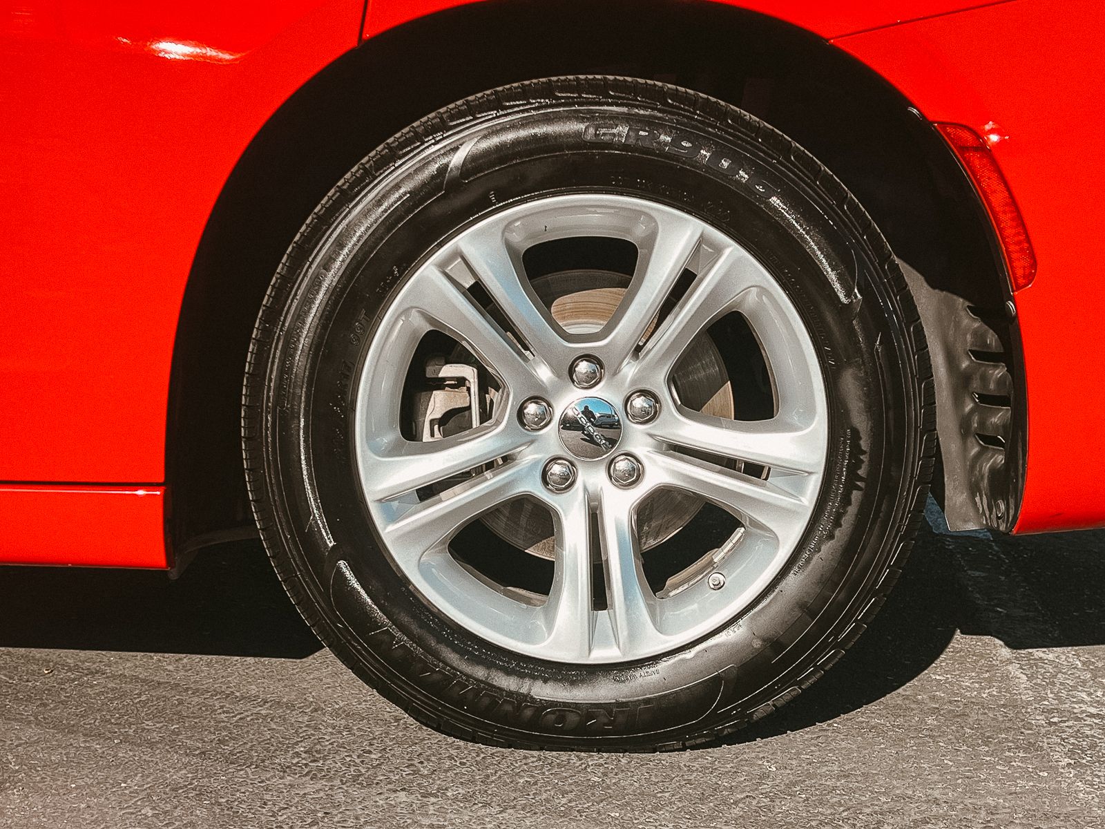 2022 Dodge Charger SXT photo 4
