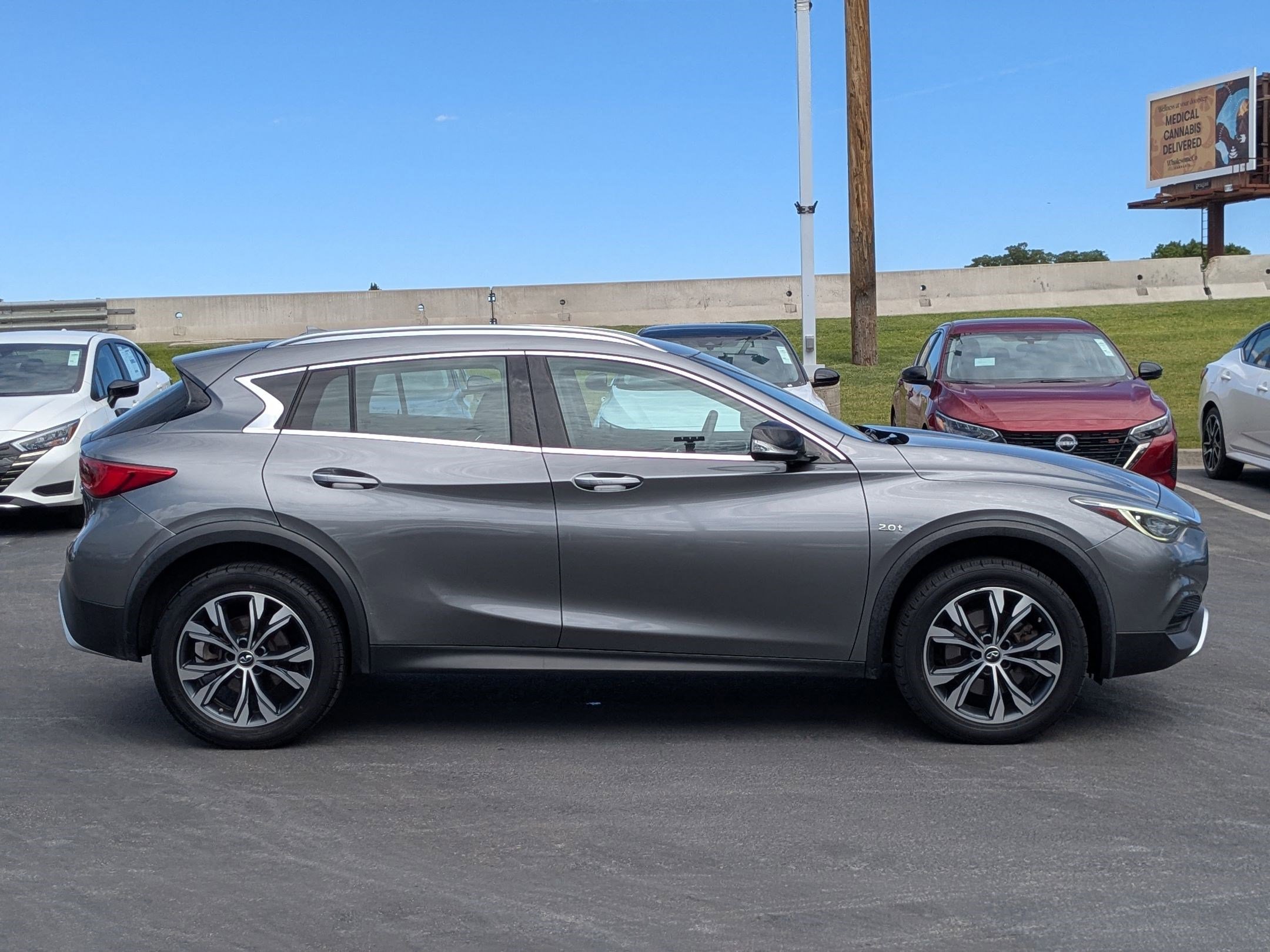 Used 2018 INFINITI QX30 Luxury with VIN SJKCH5CR4JA055623 for sale in Riverdale, UT