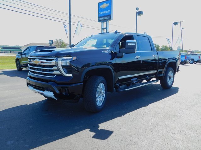 2025 Chevrolet Silverado 2500HD High Country photo 4
