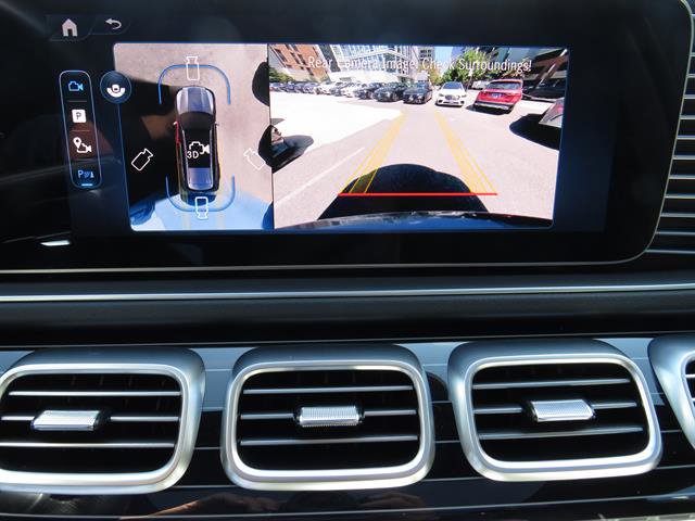 2025 Mercedes Benz GLS 450 4MATIC photo 13
