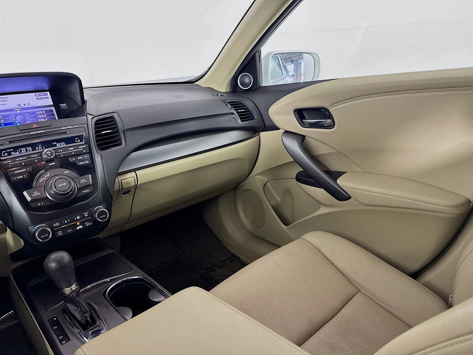 2015 Acura RDX Technology photo 21