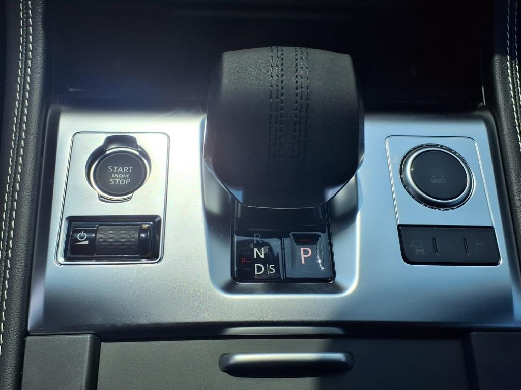 2026 Jaguar F-PACE P250 R-Dynamic S photo 11